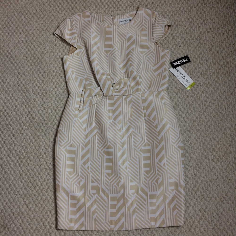 Danny & Nicole cap sleeves geometric design dress